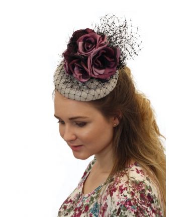 SMALL BUTTON HAT WITH FLOWERS by Petula Duvigneau
